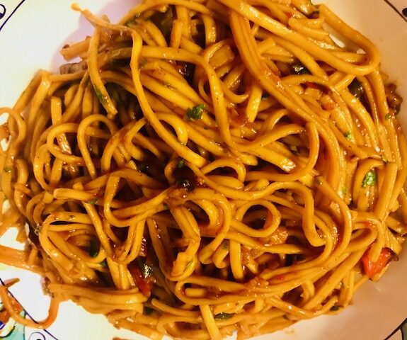 Spicy Asian Veggie Noodles – Best Vegetarian Recipes | Healthy Eats by Jennie