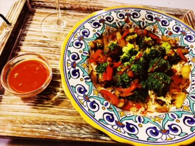 Broccoli Pepper Bowls with Spicy Korean Gochujang Sauce – Broccoli bowls | Healthy Eats by Jennie